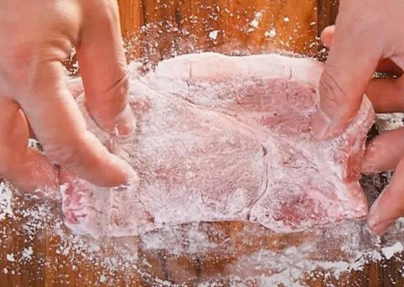 Thịt heo tẩm bột mì