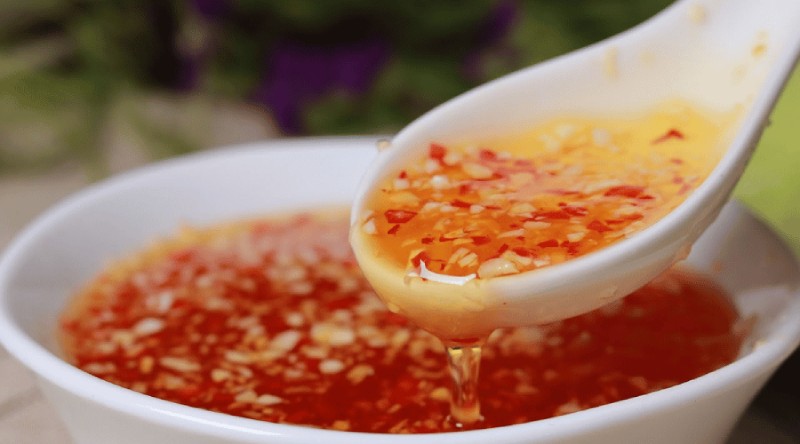 Pha nước mắm chay chua ngọt