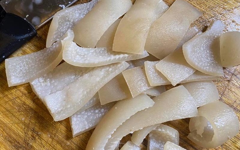 Món da heo đã được sơ chế sạch sẽ