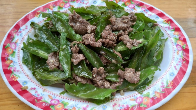 hoàn thành món đậu rồng xào thịt bò ngon thấm vị