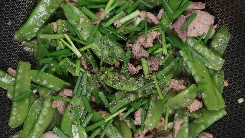 Món thịt heo xào đậu ván thanh đạm
