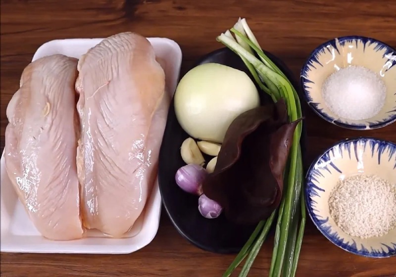 Mẹo chọn nguyên liệu làm gà bó xôi ngon