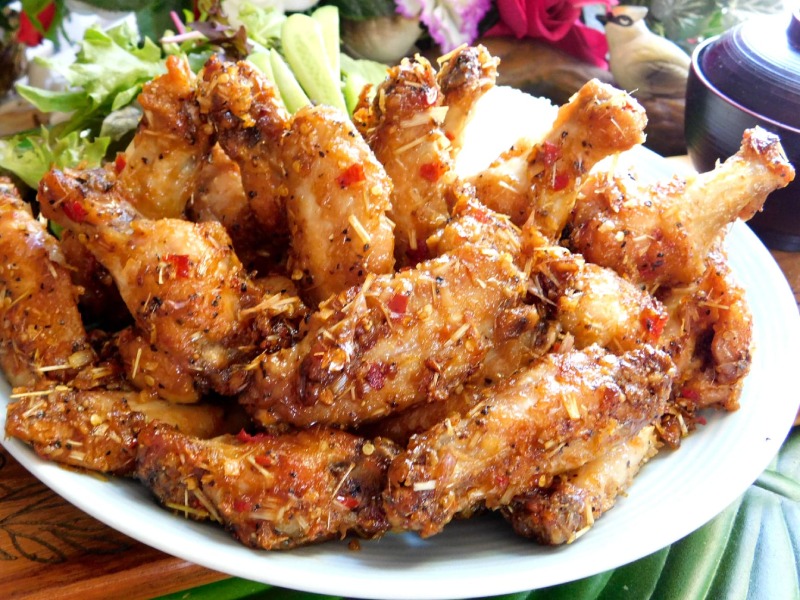 Khám phá cách làm gà chiên sả ớt 