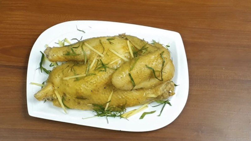 Thành phẩm món gà hấp gừng sả thơm ngon