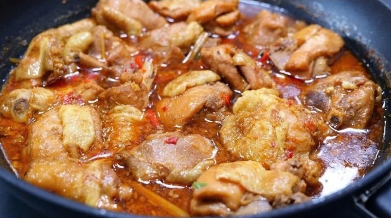 Thành phẩm món gà kho sa tế 