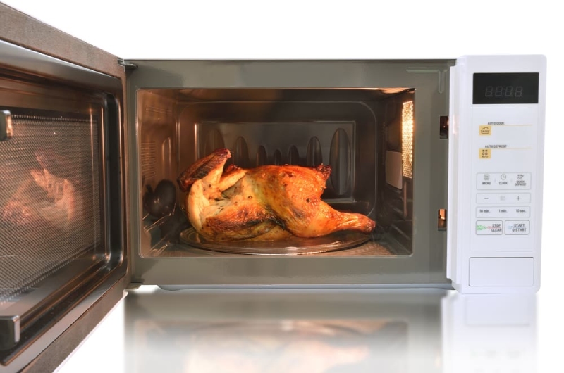 Gà nướng bằng lò vi sóng được hoàn thiện