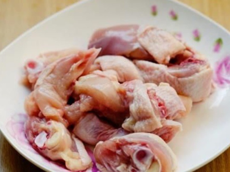 Sơ chế làm sạch thịt gà