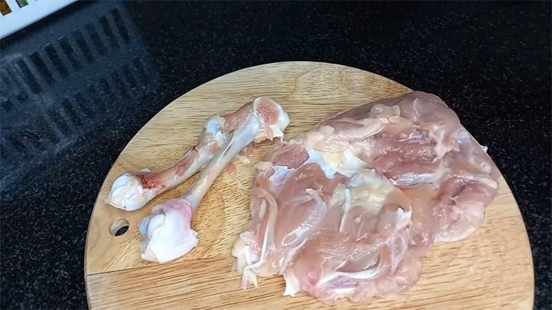 Thịt gà đã được lọc xương