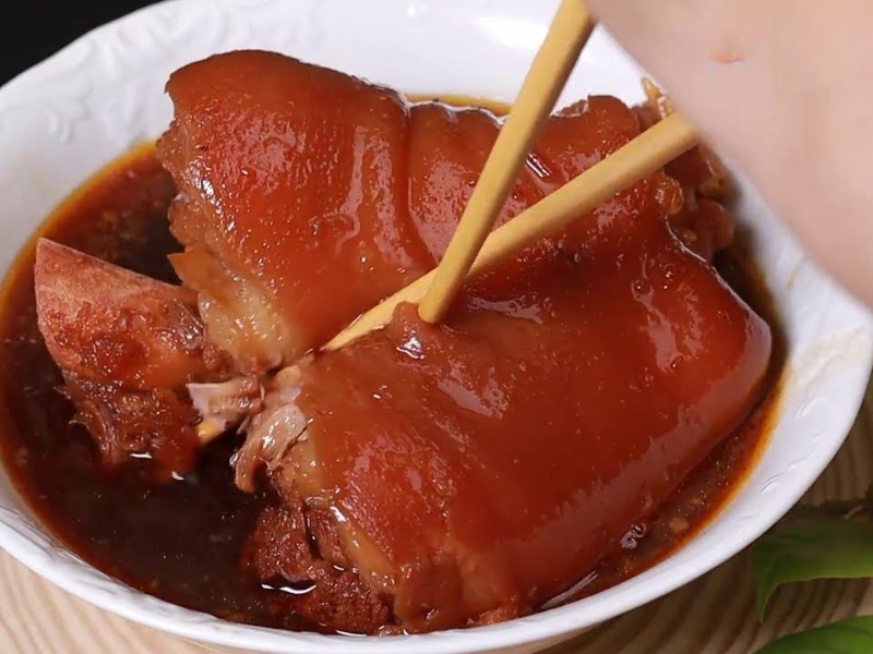 Món giò heo đậm vị, mềm ngon