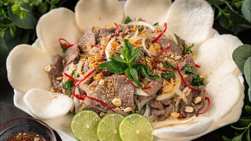 gỏi bò tái chanh chua cay hấp dẫn