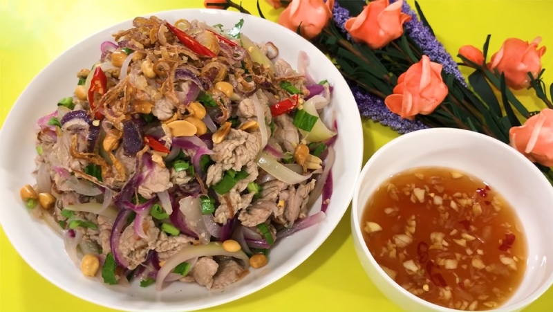 gỏi bò hành tây không hăng, cực cuốn vị