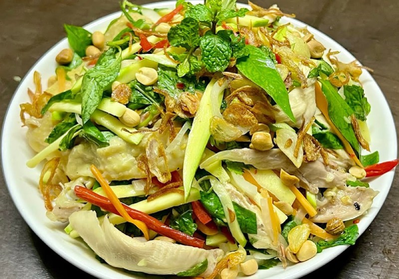 Món gỏi gà xoài xanh