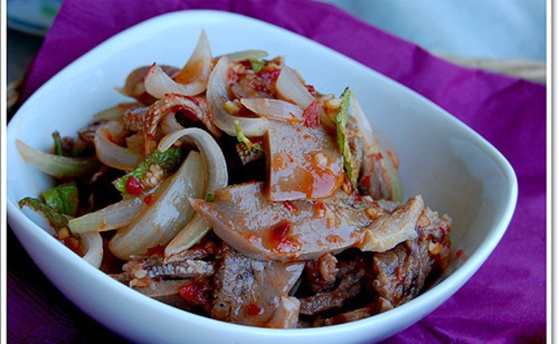 Món gỏi lưỡi heo chua cay cực ngon
