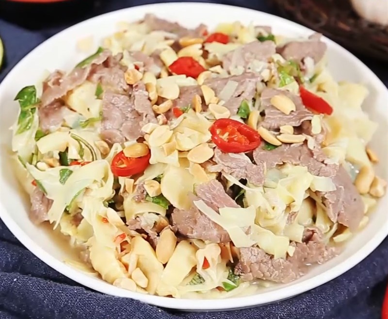 Món gỏi măng lưỡi heo thanh đạm