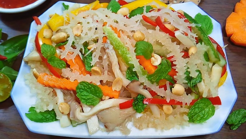 Gỏi rong biển chay bắt mắt