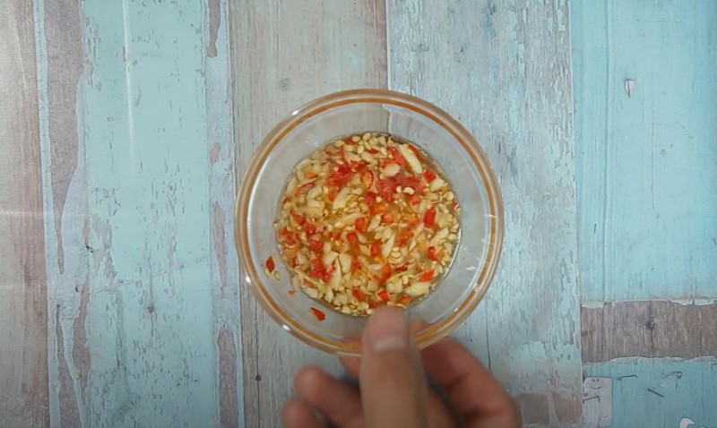 Hướng dẫn pha nước trộn gỏi chay