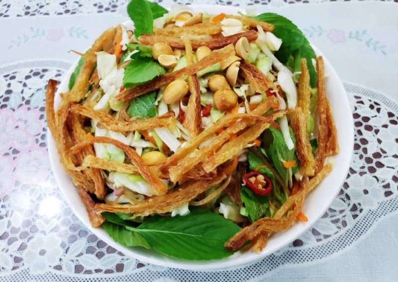 Thành phẩm món gỏi xoài bắp cải chay