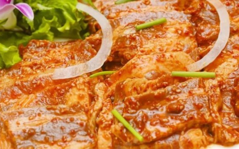 Tiến hành ướp chao vào gù bò