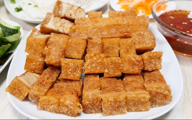 Những lưu ý khi chế biến heo quay chay