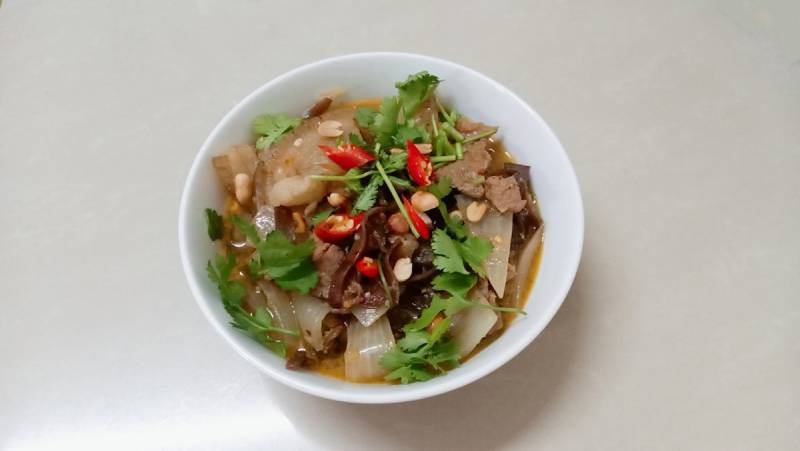 Thành phẩm món heo rừng xào lăn