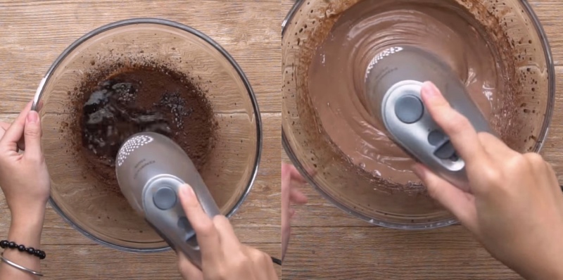 Hỗn hợp siro cacao và gelatin