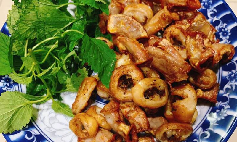 Khám phá 5 cách làm lòng heo chiên giòn ngon