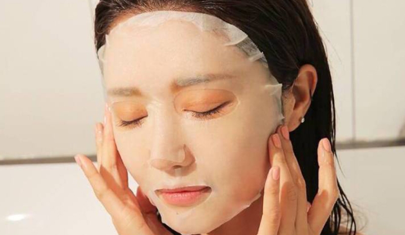 Mặt nạ tự nhiên giúp dưỡng ẩm sâu và làm sáng da nhẹ nhàng