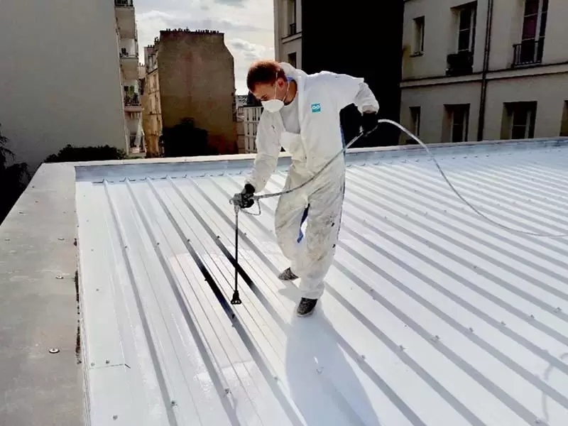 Thi công sơn chống nóng cho mái tôn giúp giảm nhiệt hiệu quả