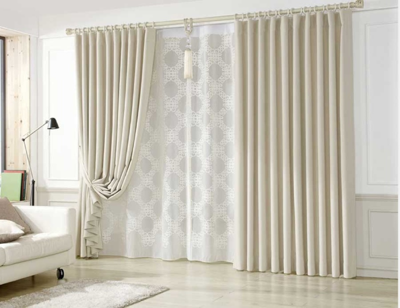 Rèm cửa chống nắng mùa hè