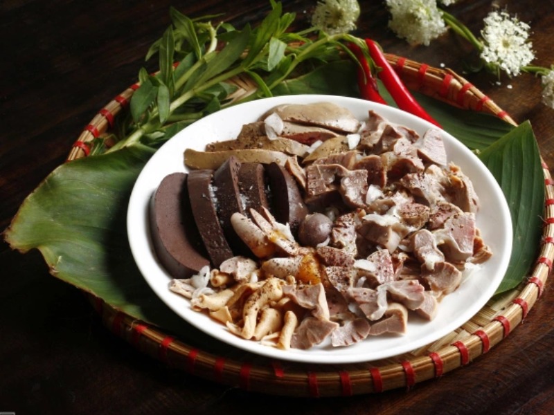 Tiến hành ướp gan,mề gà