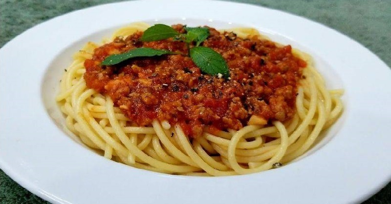 Khám phá cách làm mì Ý sốt cà chua thịt heo 