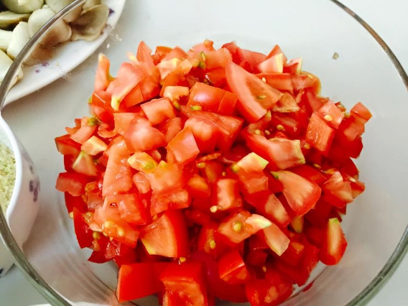 Thái hạt lựu cà chua