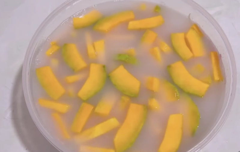 Bí đo ngâm với nước vo gạo