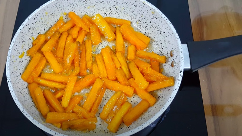 Sên mứt trên nồi chiên không dầu