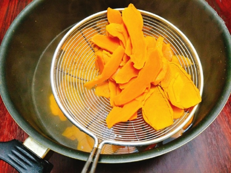 vớt nghệ ra để ráo