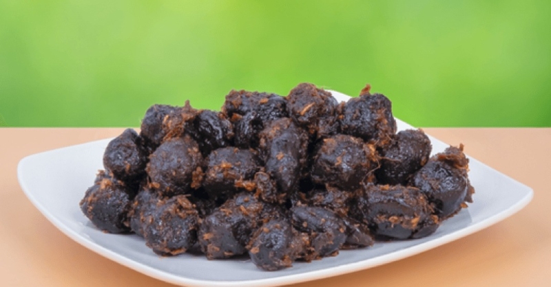 Hướng dẫn cách làm mứt sấu xào gừng