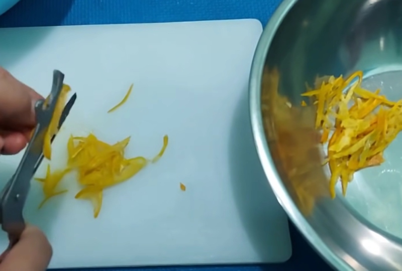 Công đoạn sơ chế vỏ tắc