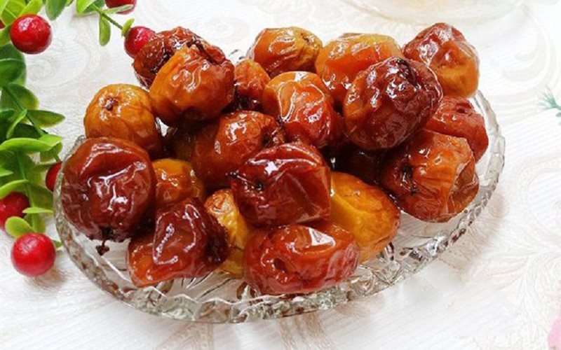 Mứt táo nguyên quả thành phẩm