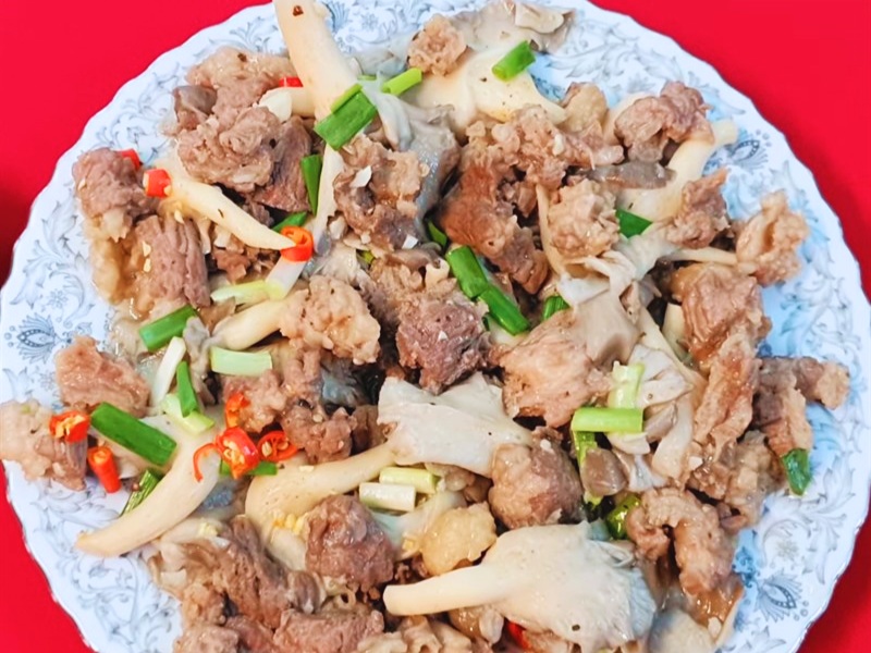 Mẹo khi chế biến món nấm bào ngư xào thịt bò