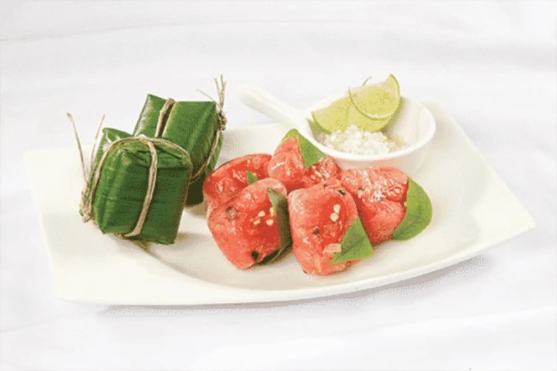 Món nem chua chay đu đủ bắt mắt, như nem chua thiệt