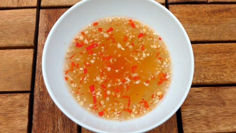 Nước để trộn nộm hoa chuối