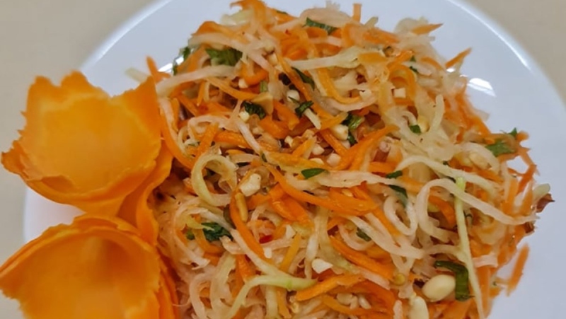 nộm su hào trộn cà rốt giòn ngon, giải ngấy