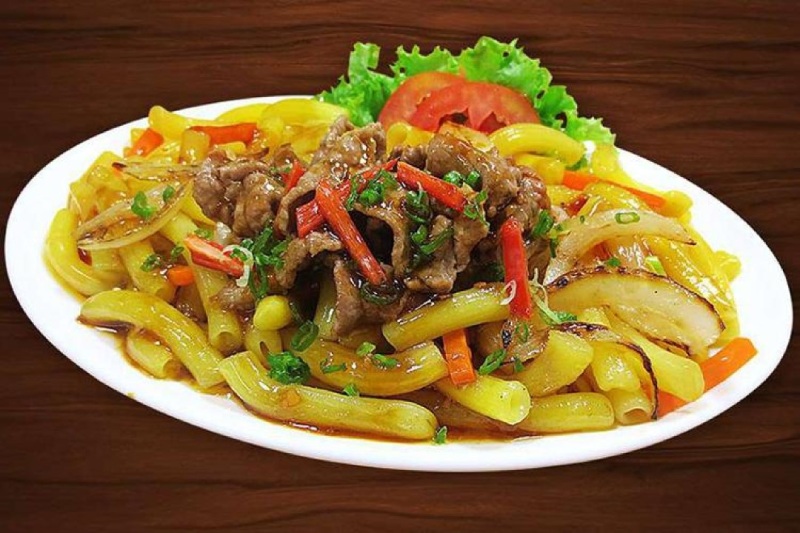 Khám phá cách làm nui xào bò thơm ngon