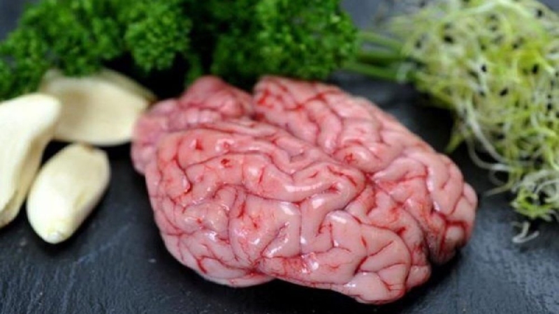 Óc bò tươi, màu đỏ