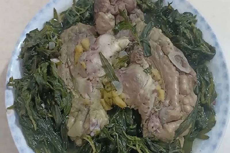 Những lưu ý quan trọng làm óc heo hầm ngải cứu đinh hương