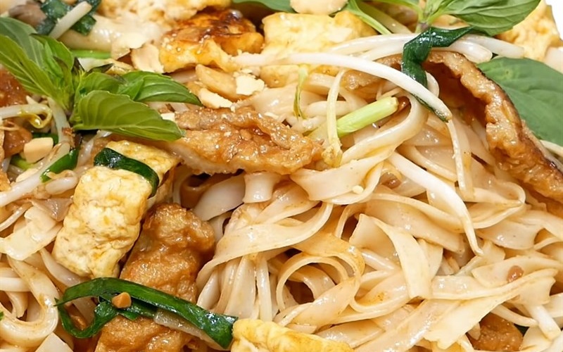 Món pad thái hấp dẫn