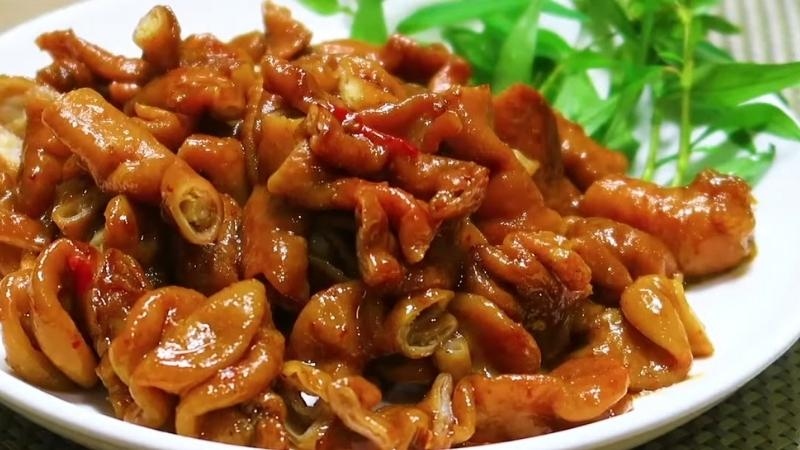 Ruột heo và lưỡi khìa nước dừa thơm ngon