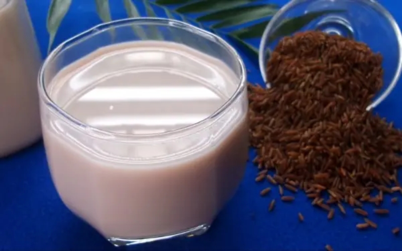Ly sữa gạo lứt