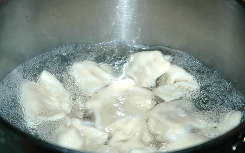 Sủi cảo luộc
