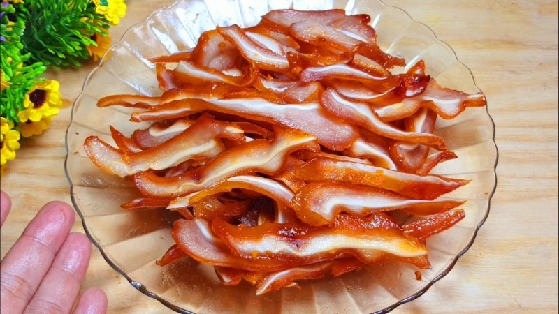  Tai heo khìa nước dừa thái lát, màu vàng đẹp mắt